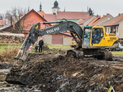 prohlubování kaluže