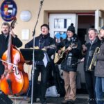 Tradiční koledování na&nbsp;návsi (24.&nbsp;12.&nbsp;2012)