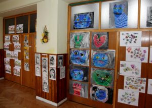 2012_05  - Prušánky - výstava vinařů, výstava Výtvarky na půdě