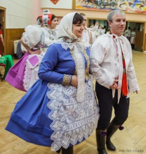 150117_krojovy_ples_051